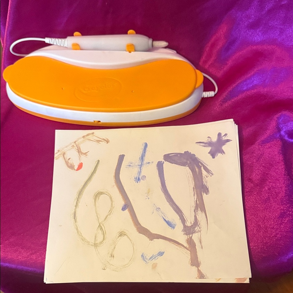 Magic!!!!! Orange and White Crayola Art Set